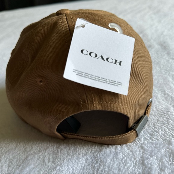 COACH Brand Embroidered
Center Logo Strapback Summer Beach
Hat Cap NEW - Picture 6 of 9